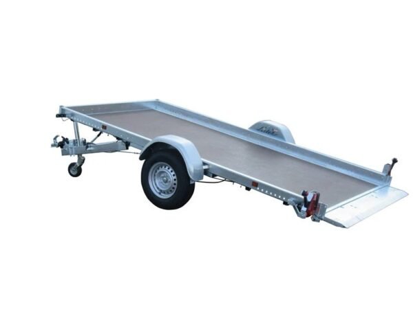 I_8311134c-0ee5-41c2-9a28-e93157d13a81.jpg Kippplattform: 3,00 m x 1,70 m / 750 kg LIDER